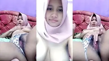 ABG Hijab Amatir Main Jari Nikmat Sekali